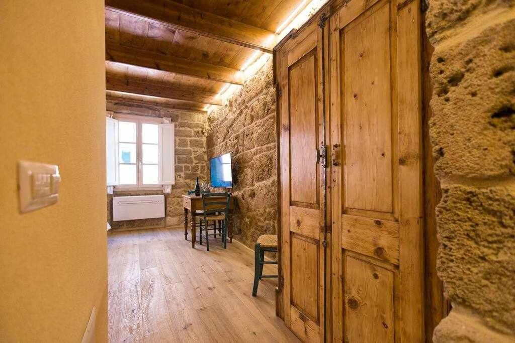 Grand Suite Gioberti Elegante Nel Cuore Di Alghero Eksteriør bilde