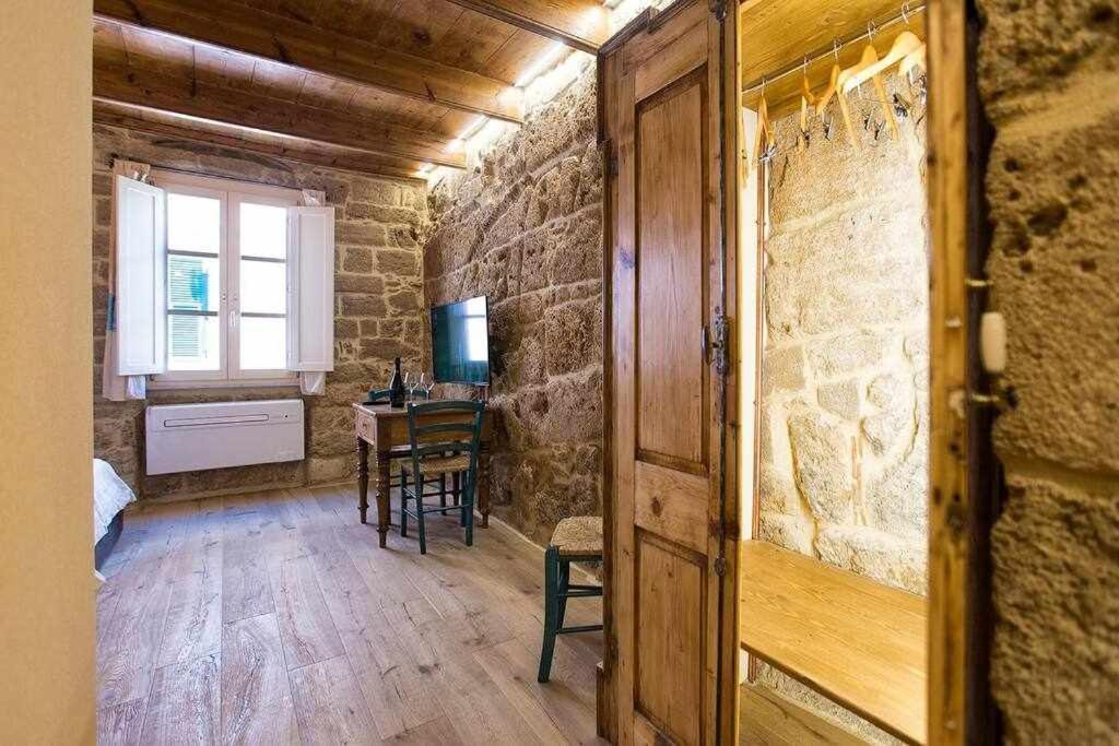Grand Suite Gioberti Elegante Nel Cuore Di Alghero Eksteriør bilde