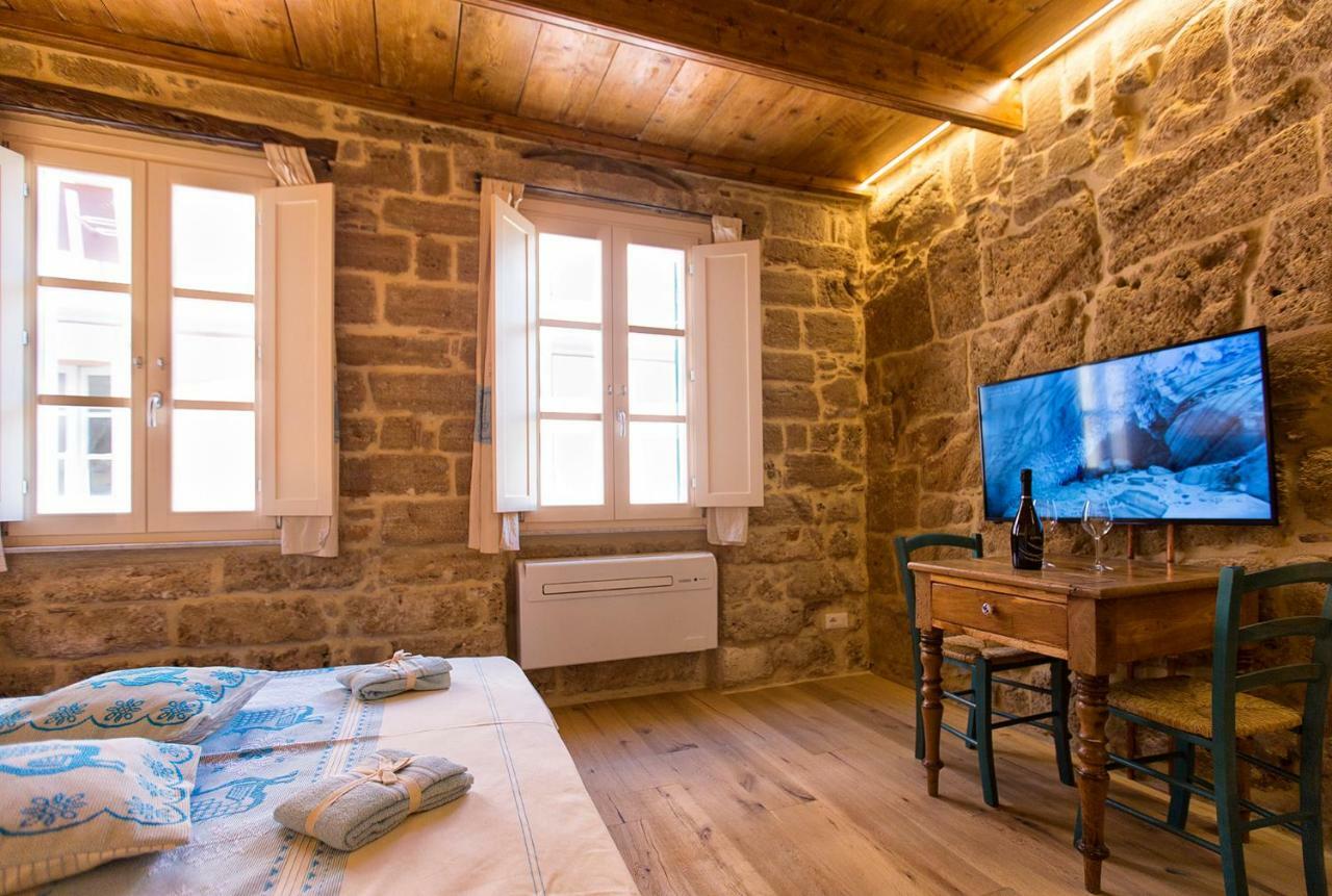 Grand Suite Gioberti Elegante Nel Cuore Di Alghero Eksteriør bilde